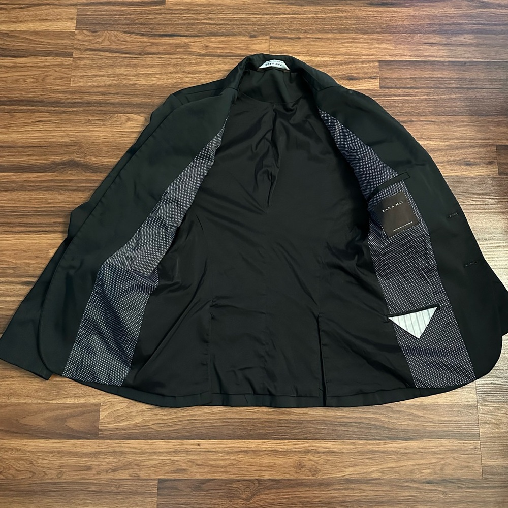 Zara Man Essential Blazer, Size: 36R - Picture 12 of 14